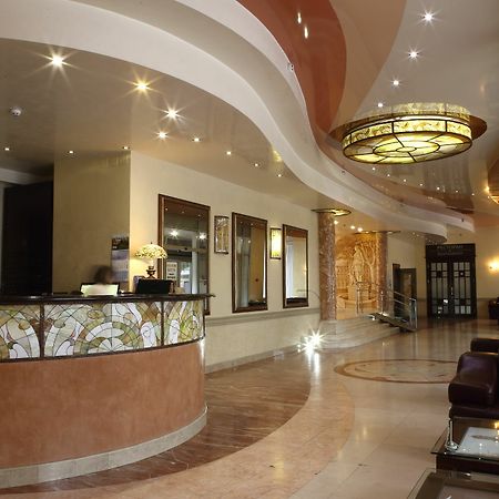 Hotel Lviv Kültér fotó
