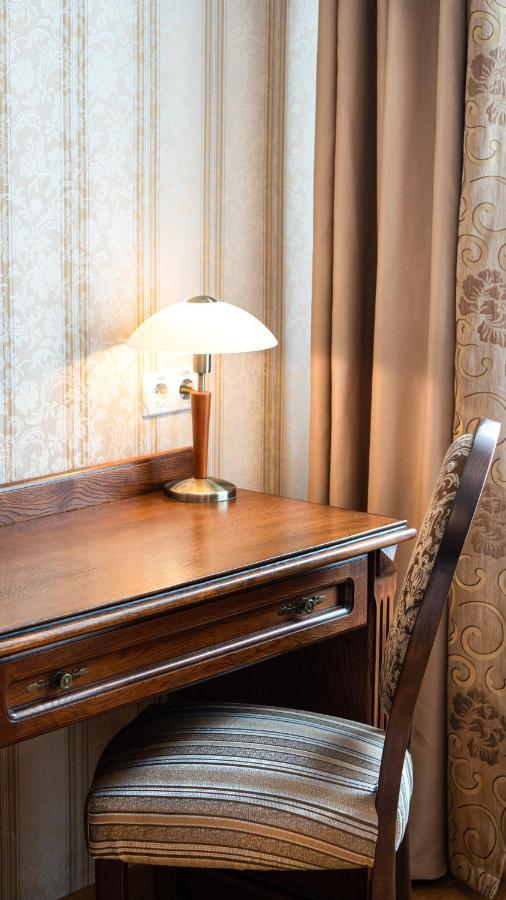 Hotel Lviv Kültér fotó