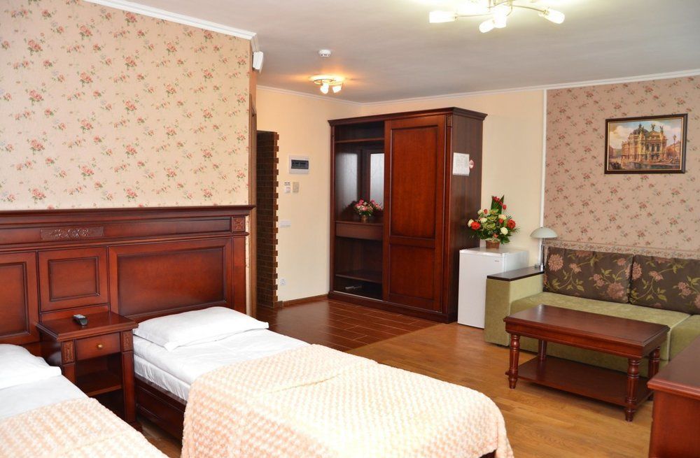 Hotel Lviv Kültér fotó